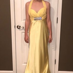 Yellow dress